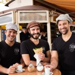 Arikelbild: Marco, Paolo und Monir vom Tram Café
