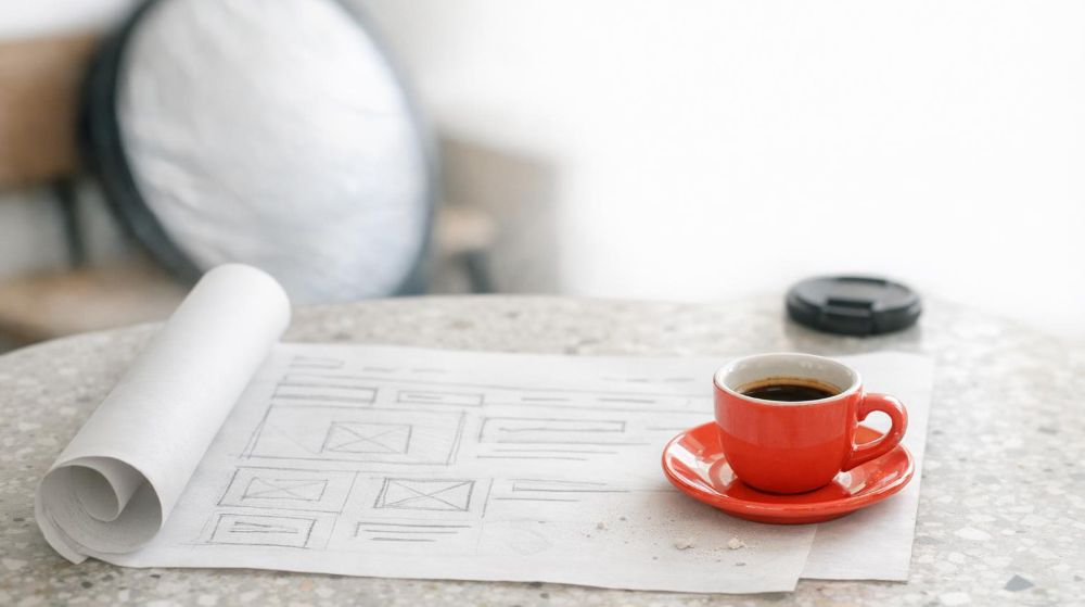 Titelmotiv des Blogartikels zum Thema: Baukasten oder WordPress? Der passende Weg